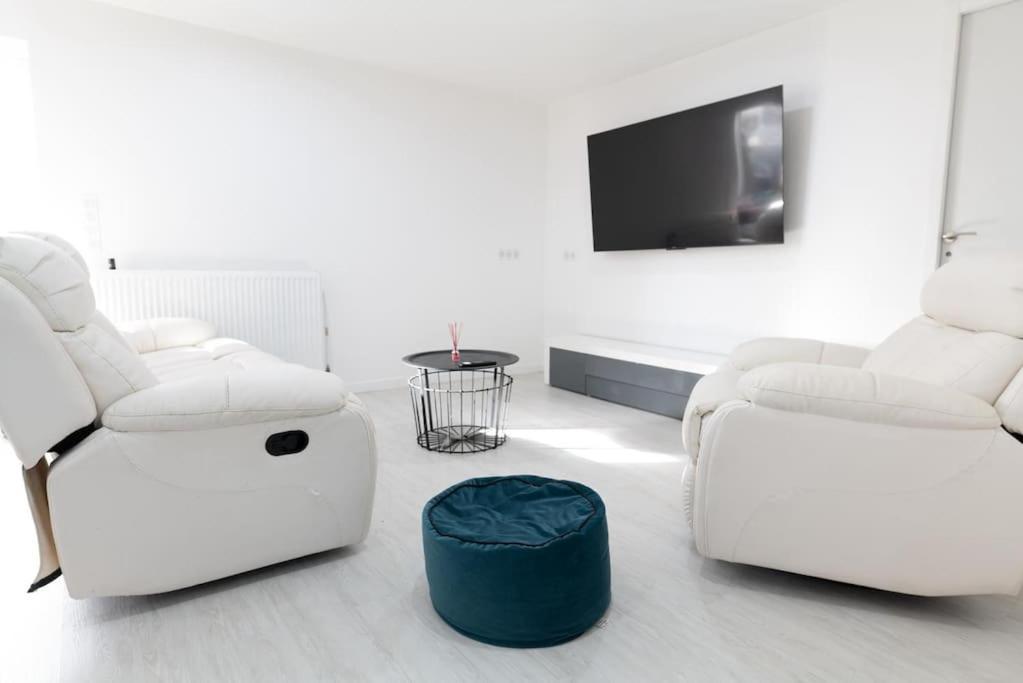 Appartement Entier 2 Chambres Chez Zarius Athis-Mons Eksteriør billede
